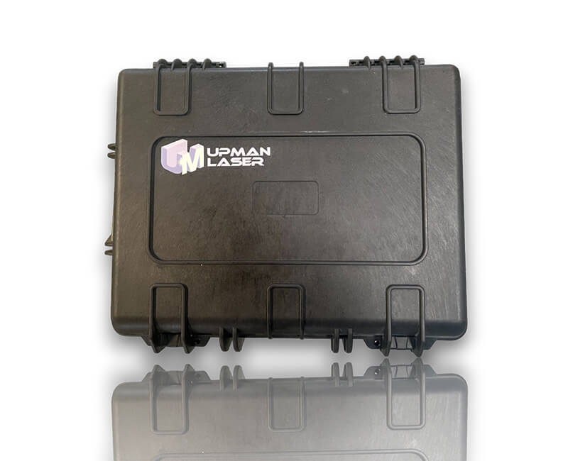 Luggage type of pulse laser cleaner