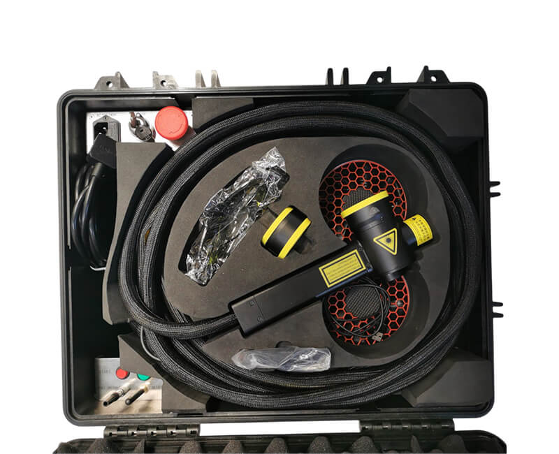 Luggage type of pulse laser cleaner